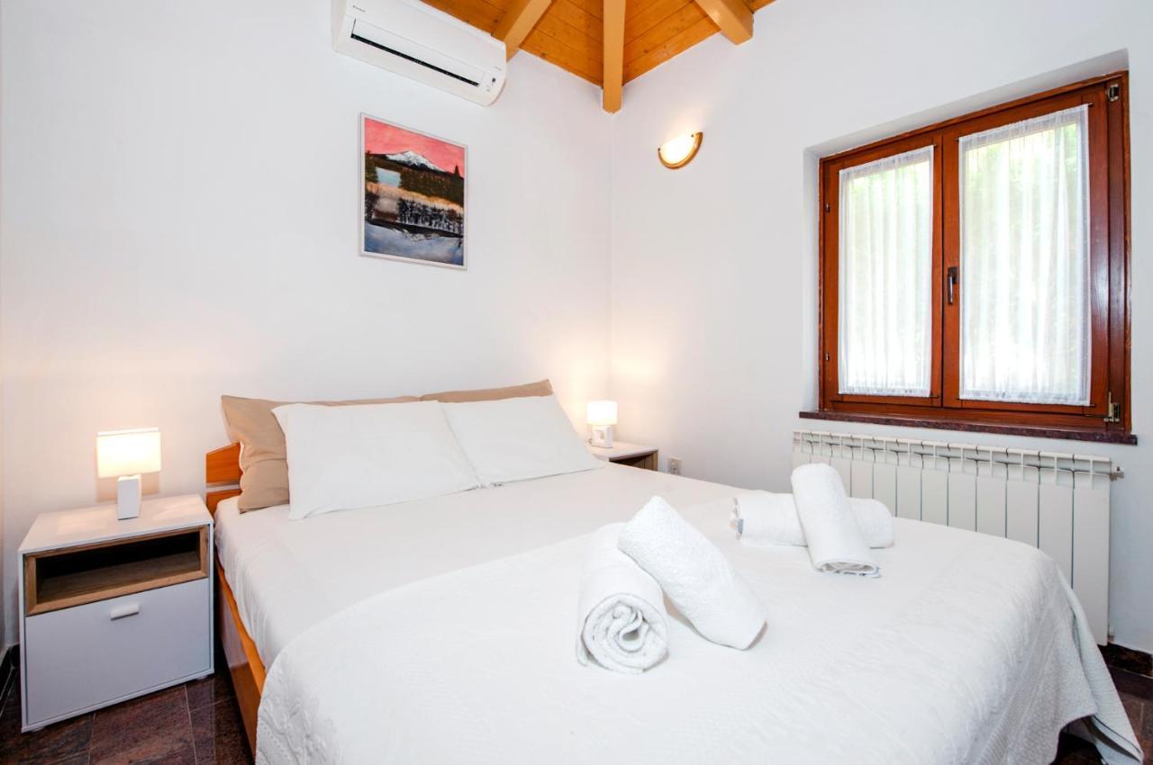 Apartments Carmelo Rovinj Bagian luar foto